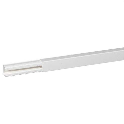 Itseliimautuva kaapelikanava 32x20mm DLPLUS viitenumerolla 030017 brändiltä LEGRAND