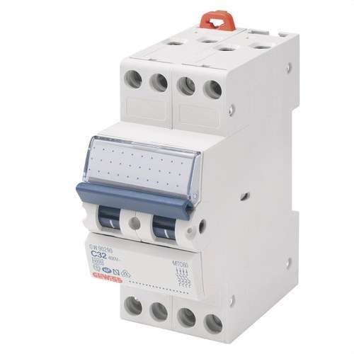 Magnetoterminen 4P 32A Käyrä C Käyrä C 6kA viitenumerolla GW90290 brändiltä GEWISS