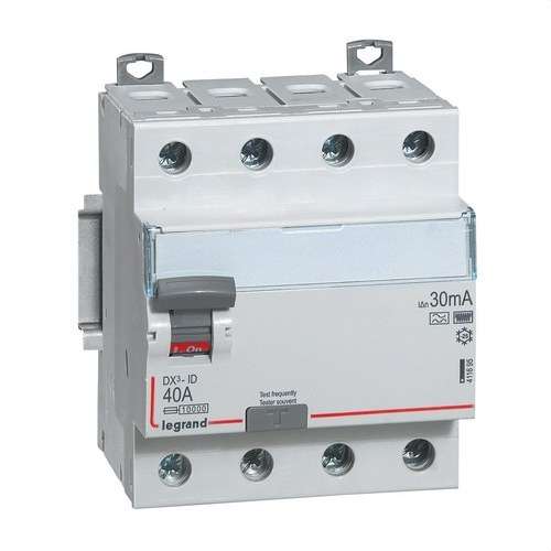 DX3 Differentiaali 4P 40A 30mA Luokka HPI viitenumerolla 411695 brändiltä LEGRAND