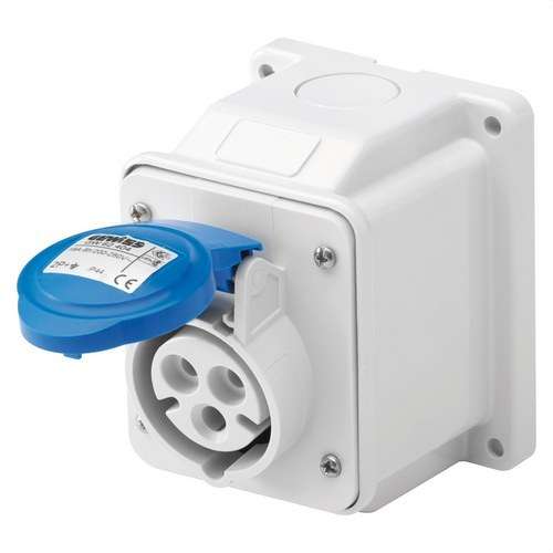 Kiinteä pintakiinnityspohja 10º. IP44 2P+T 16A 230V viitenumerolla GW62404 brändiltä GEWISS