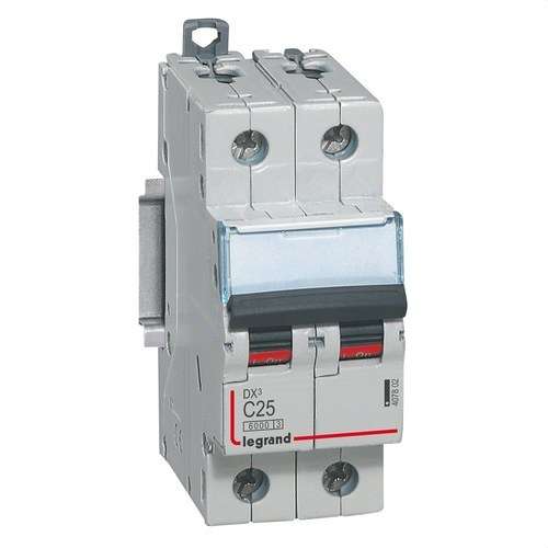 DX3 2P 25A Käyrä C 6/10kA Katkaisija viitenumerolla 407802 brändiltä LEGRAND