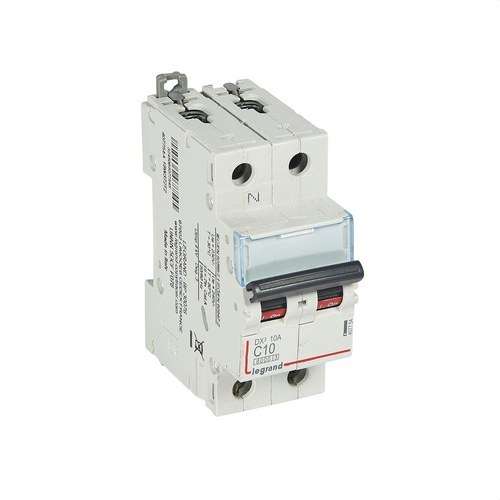 Magnetoterminen DX3 1P+N 10A Käyrä C 6/10kA viitenumerolla 407754 brändiltä LEGRAND