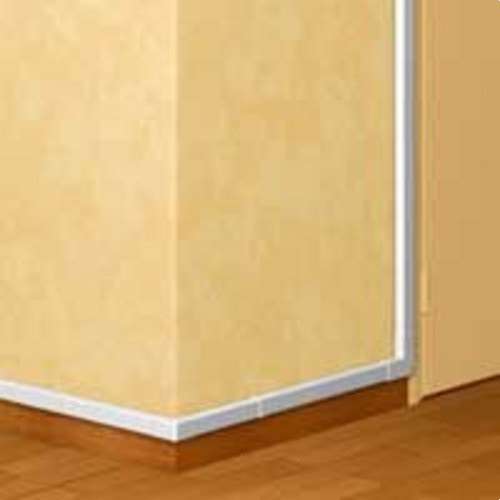 Kanava 20x12,5mm yhdellä DLPLUS-väliseinällä viitenumerolla 030007 brändiltä LEGRAND