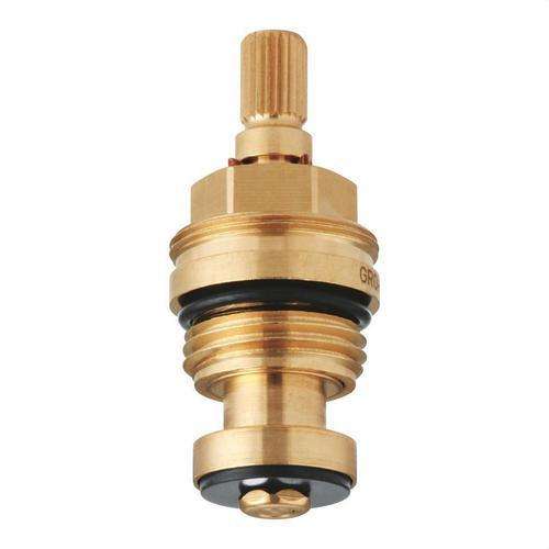 Universaali kiinnike 1/2" viitenumerolla 07146000 brändiltä GROHE