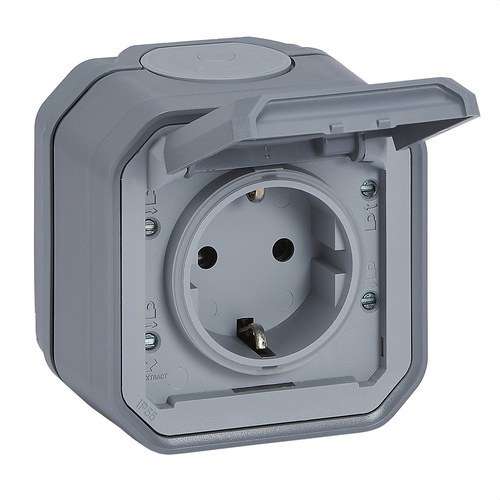 Plexo IP55 pintapistorasia, yksiosainen, ruuviliitännällä, harmaa viitenumerolla 069733L brändiltä LEGRAND