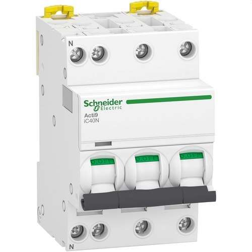 IC40N 3PN 16A C-käyrä 10kA johdonsuojakatkaisija viitenumerolla A9P54716 brändiltä SCHNEIDER ELECTRIC