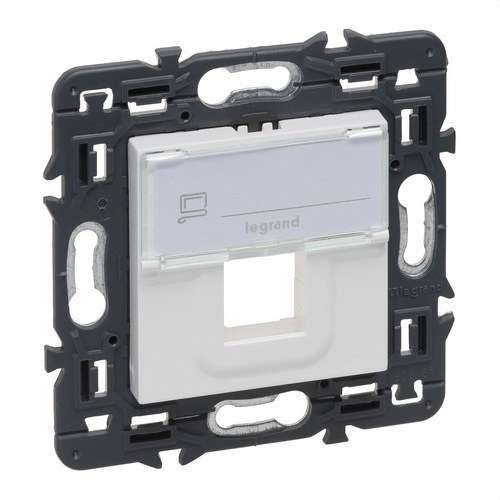 Valena Next RJ45 -sovitin, valkoinen viitenumerolla 741277 brändiltä LEGRAND