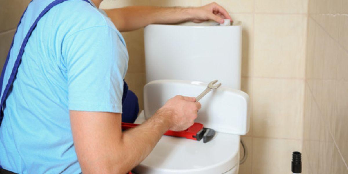 Kuinka korjata vettä vuotava wc-istuin