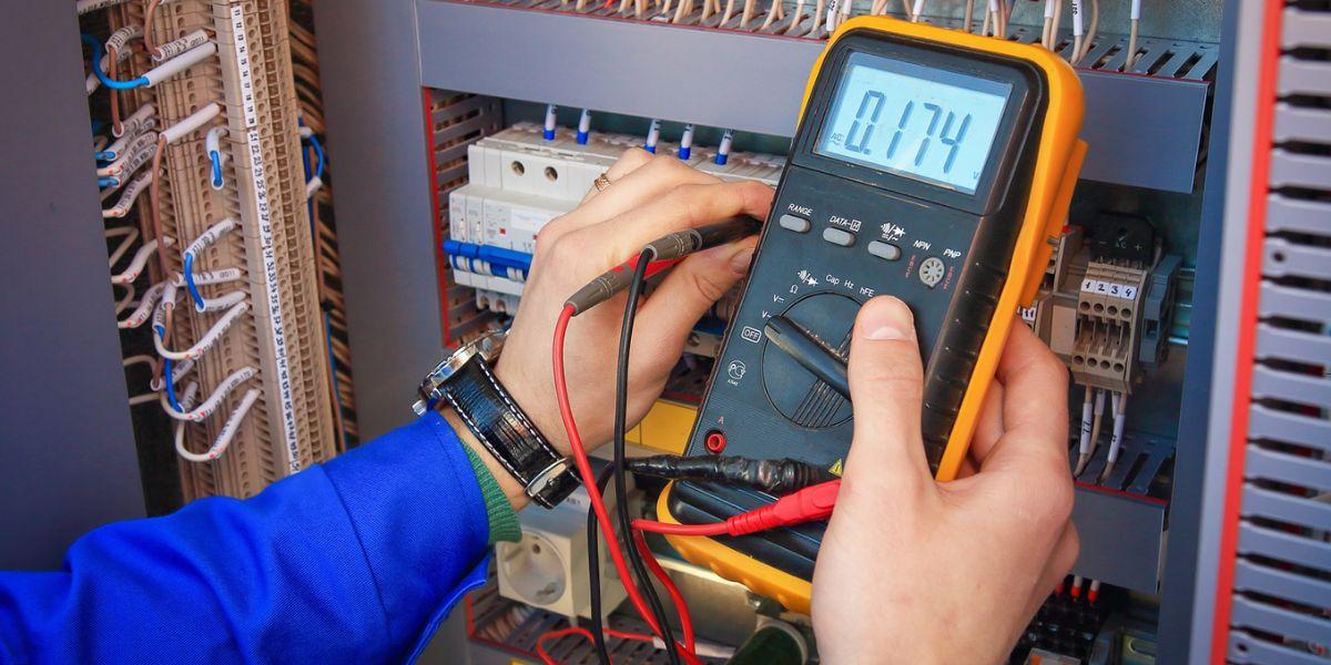 Use of the multimeter