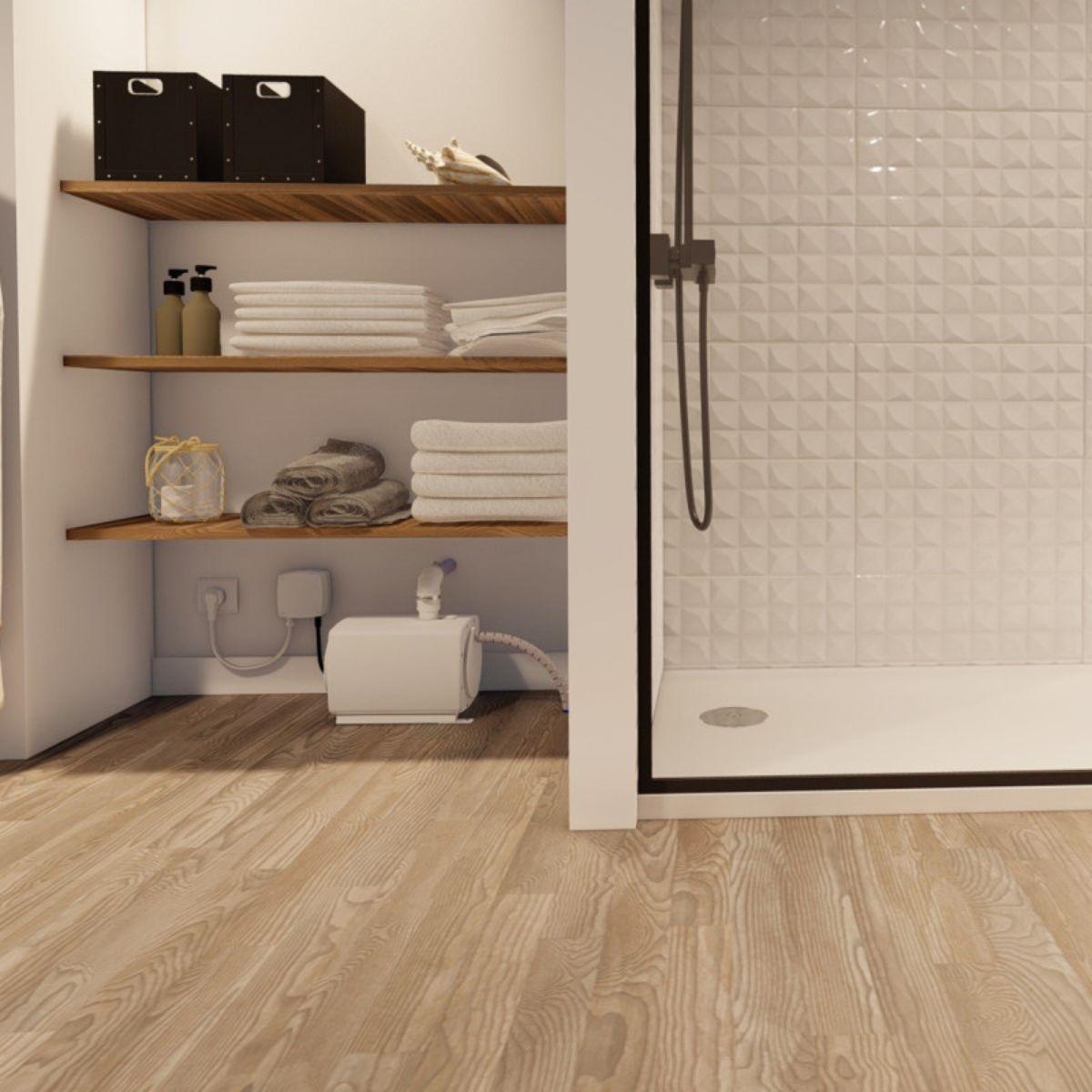 Imupumppu viemärillä suihkulle SFA Sanifloor+ 3 viitenumerolla HIFLOOR3 brändiltä SFA SANITRIT