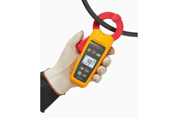 Fluke 368 FC todellisen tehokkuusarvon vuotovirta-ammattimittari viitenumerolla 4709907 brändiltä FLUKE
